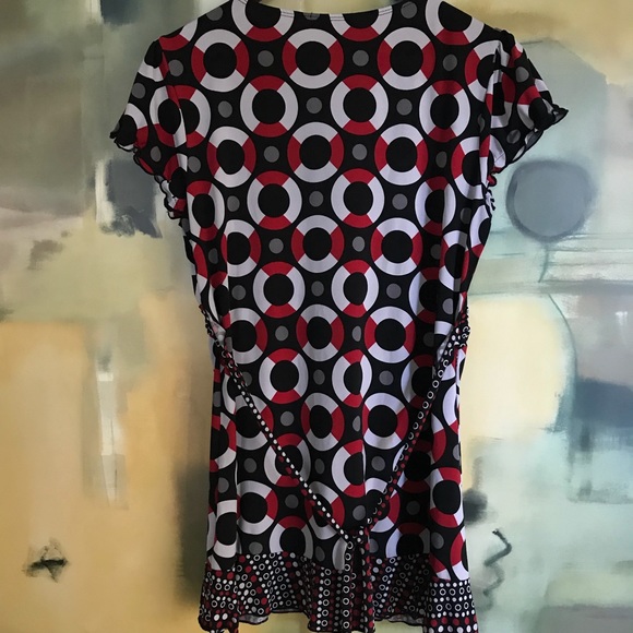 Dressbarn Top, Size M, Red/Blk/Wht - Picture 5 of 8
